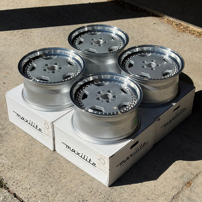 Maxilite Aero 3 OZ Style 17x8.5" 5x112 PCD *SALE* SET OF 4X WHEELS