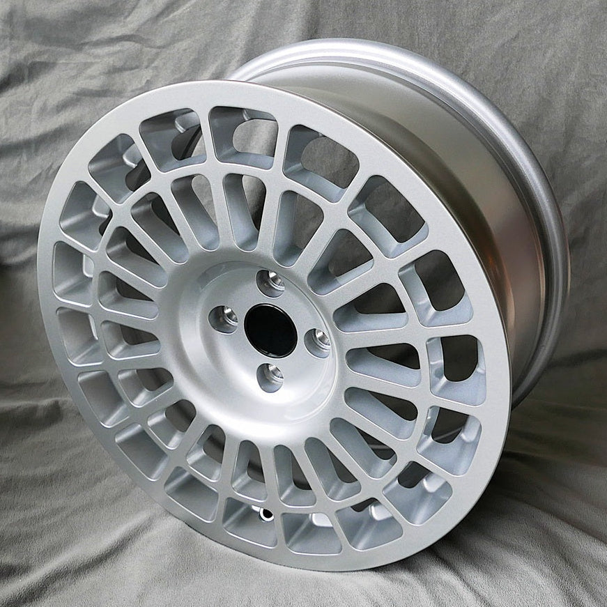 Maxilite Lancia Delta HF Integrale Style 17x8" 4x98 PCD ET+25 Silver Alloy Wheel