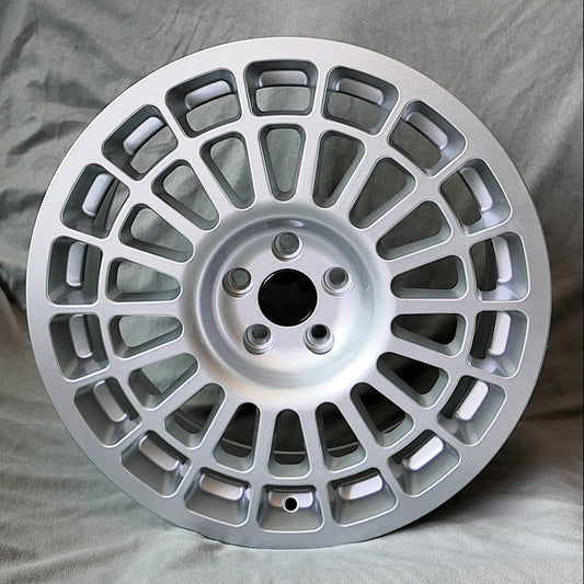 Maxilite Lancia Delta HF Integrale Style 17x8" 5x98 PCD ET+25 Silver Alloy Wheel