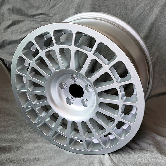 Maxilite Lancia Delta HF Integrale Style 17x8" 5x98 PCD ET+25 Silver Alloy Wheel