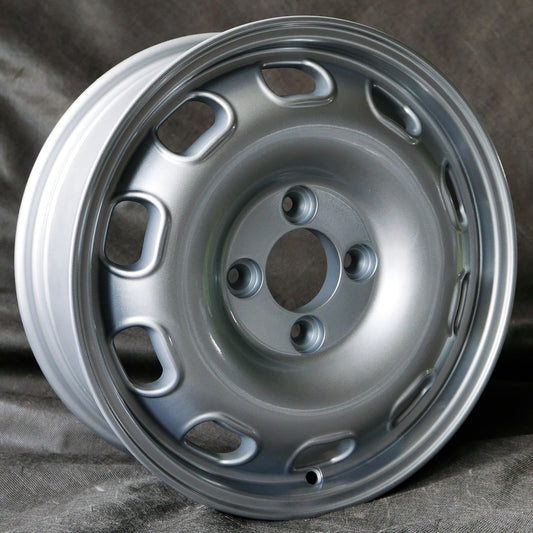 Maxilite TZ/Ti Super 15x5.5" 4x108 PCD ET+35 Silver Alloy Wheel