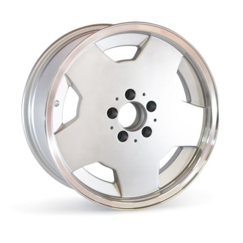 Maxilite Aero Style 17x8” 5x112 PCD ET+11 Silver/D-Cut Alloy Wheel