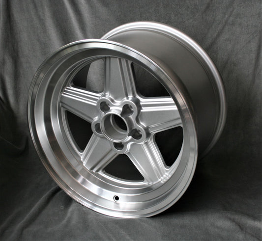 Maxilite Penta 17x10" 5x112 PCD ET+12 Silver/D-Cut Mercedes Alloy Wheel