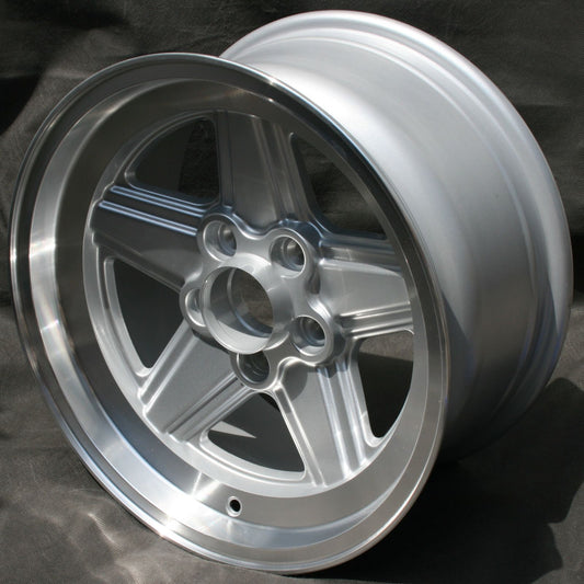 Maxilite Penta 16x8" 5x112 PCD ET+11 Silver/D-Cut Mercedes Alloy Wheel