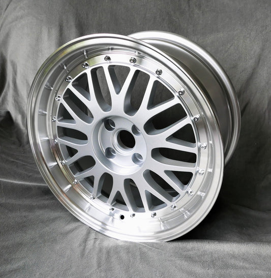 Maxilite LM Le Mans Style 17x7.5" 4x100 PCD ET+25 Silver/DCUT Alloy Wheel