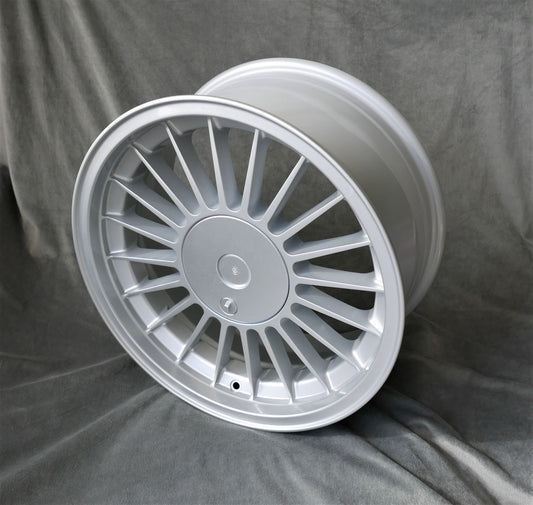 Maxilite Alpina Style 17x8” 5x120 PCD ET+15 Silver Alloy Wheel