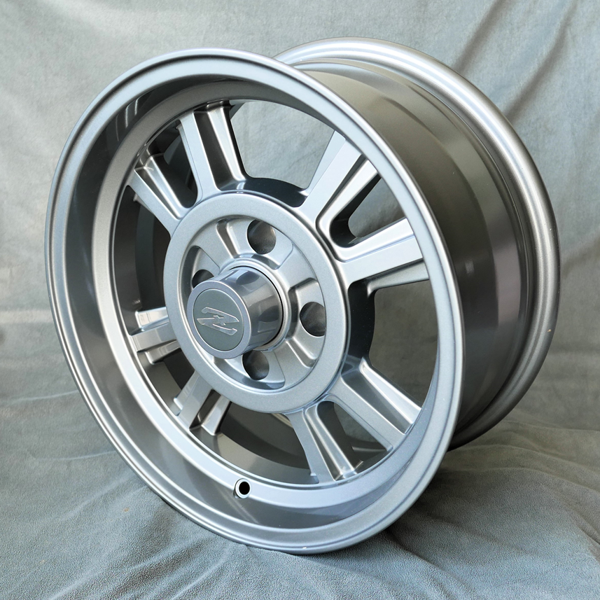 Maxilite Datsun 432 15x7” 4x114.3 PCD ET+0 Dark Grey Alloy Wheel
