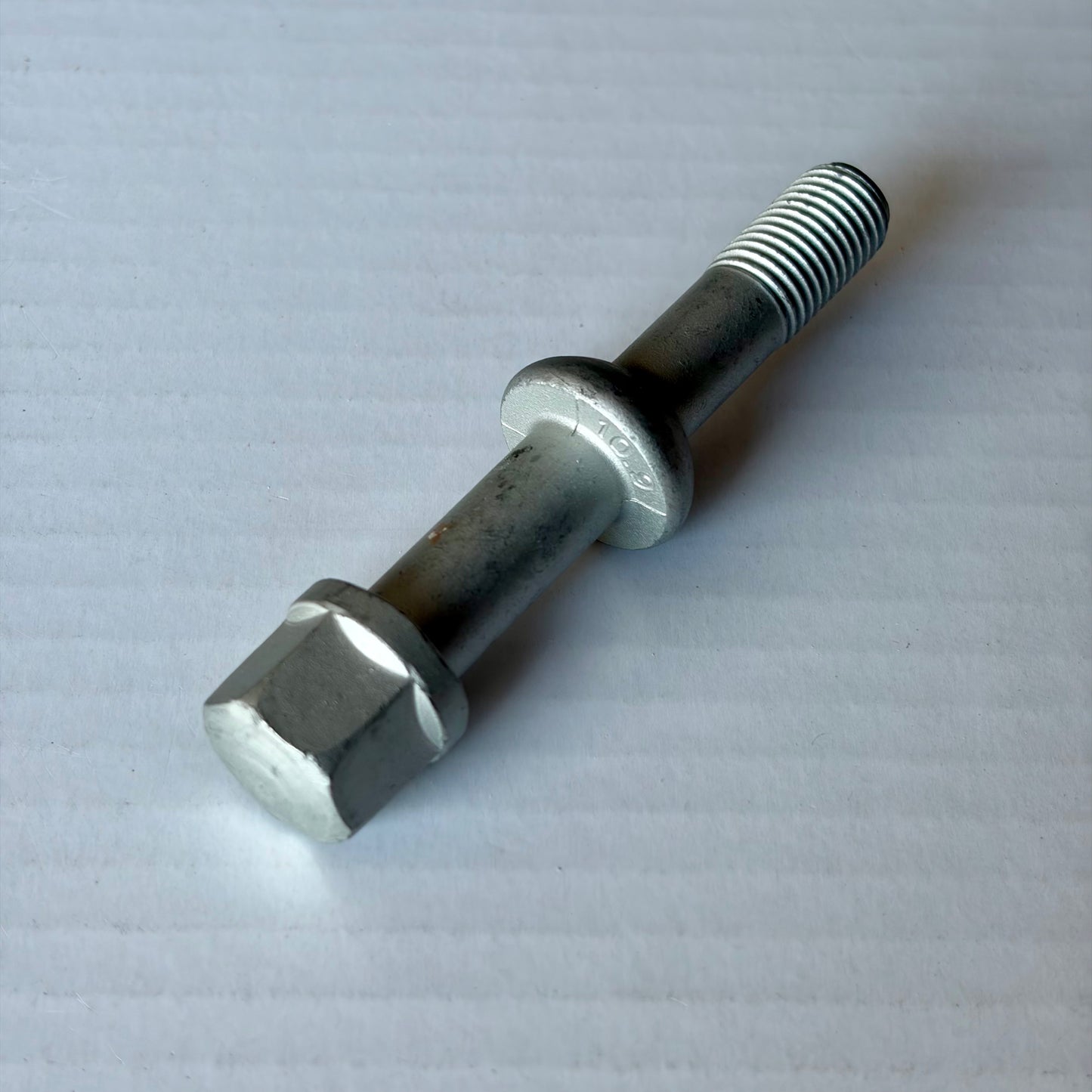 Maxilite KB16 Wheel Bolt Kit - Mercedes Gulli (95mm length bolts) MBGU715N, MBGU81634s/sp, MBGU81728sp
