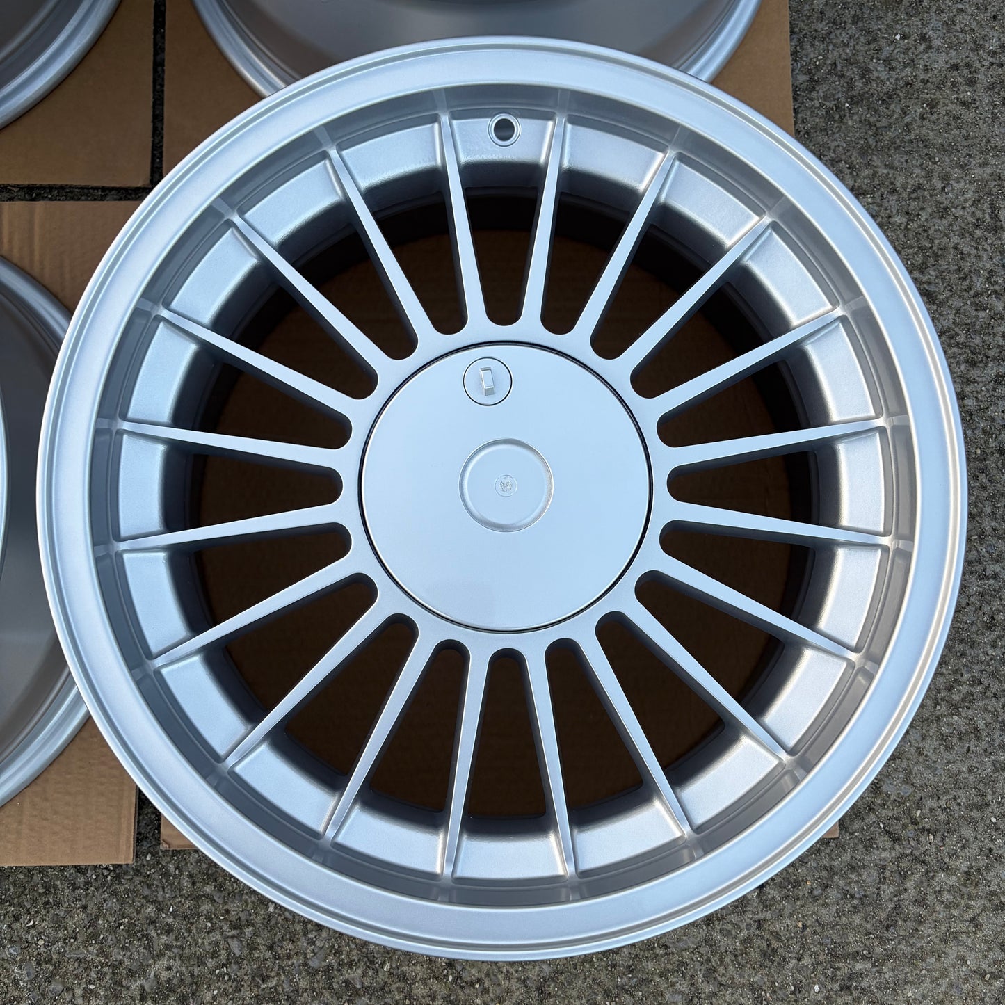 Maxilite Alpina Style 17” 5x120 PCD 8J/9J Staggered Wheels *Clearance*