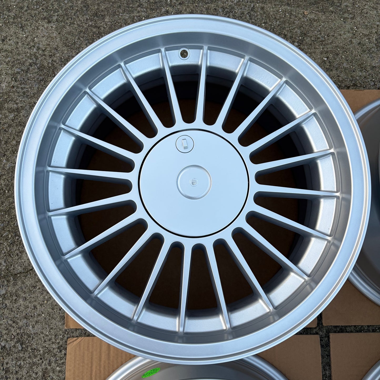 Maxilite Alpina Style 17” 5x120 PCD 8J/9J Staggered Wheels *Clearance*