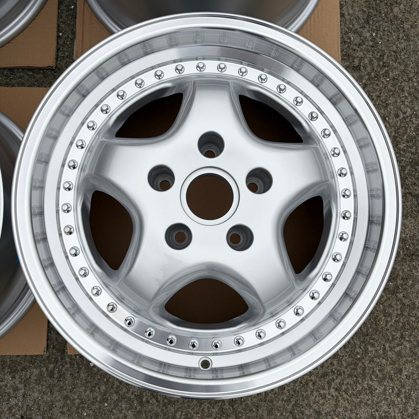 Maxilite CUP KT2 Style 18” 5x130 PCD 8J/10J Staggered Wheels *Clearance*