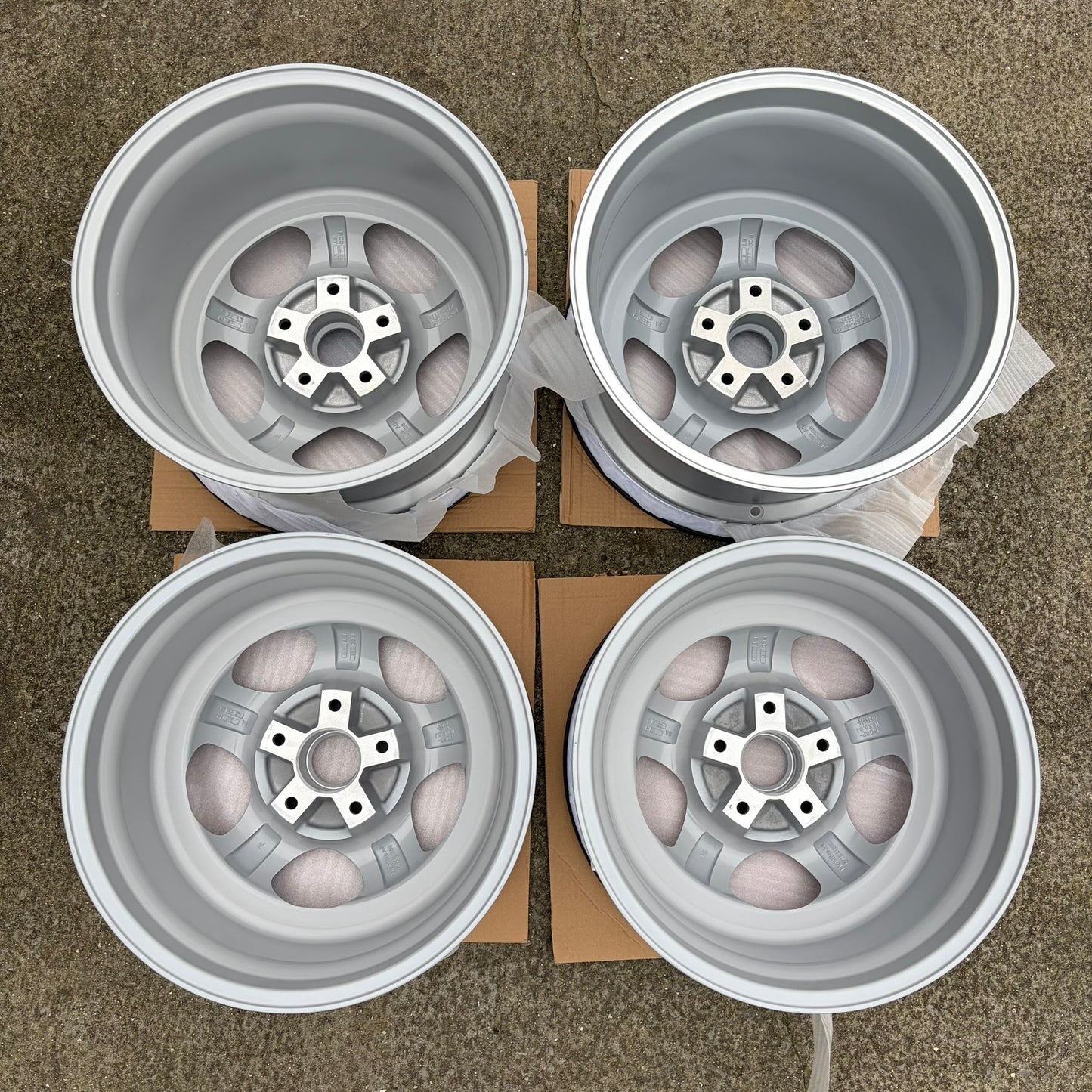 Maxilite CUP KT2 Style 18” 5x130 PCD 8J/10J Staggered Wheels *Clearance*