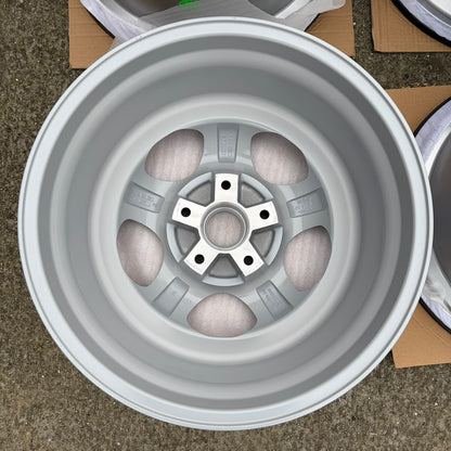 Maxilite CUP KT2 Style 18” 5x130 PCD 8J/10J Staggered Wheels *Clearance*