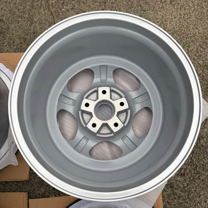 Maxilite CUP KT2 Style 18” 5x130 PCD 8J/10J Staggered Wheels *Clearance*