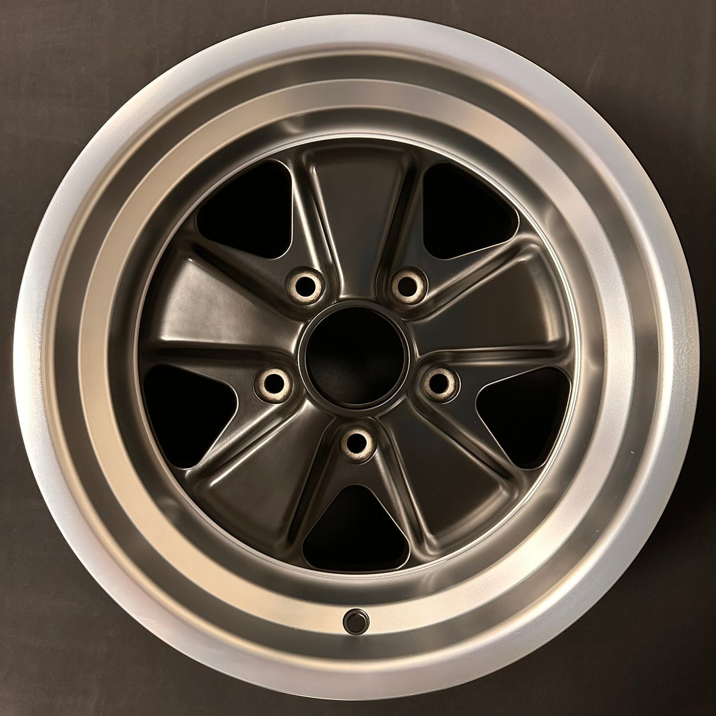 EX-DISPLAY SET Porsche Fuchs Classic Style New Alloy Wheels 15x7J & 8J 5x130 PCD