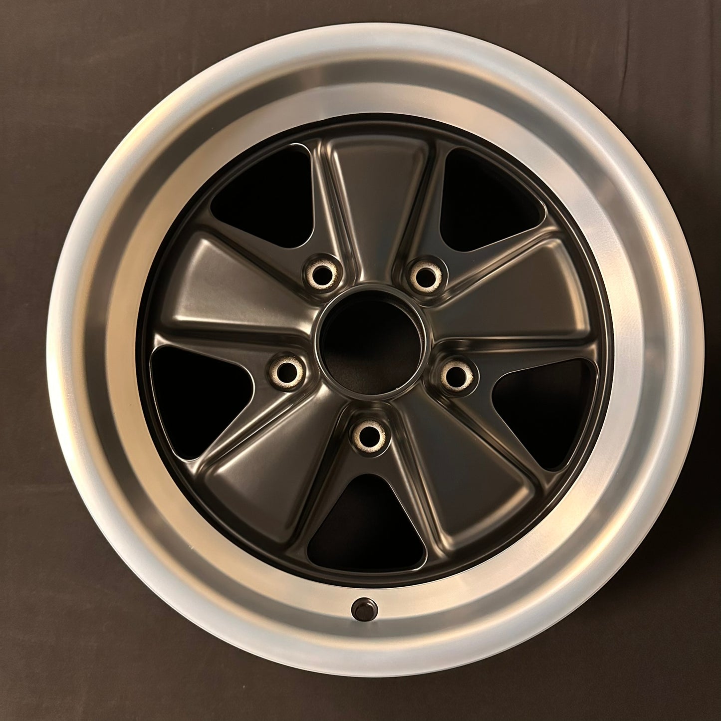 EX-DISPLAY PAIR of Porsche Fuchs Classic Style New Alloy Wheels 15x7J 5x130 PCD