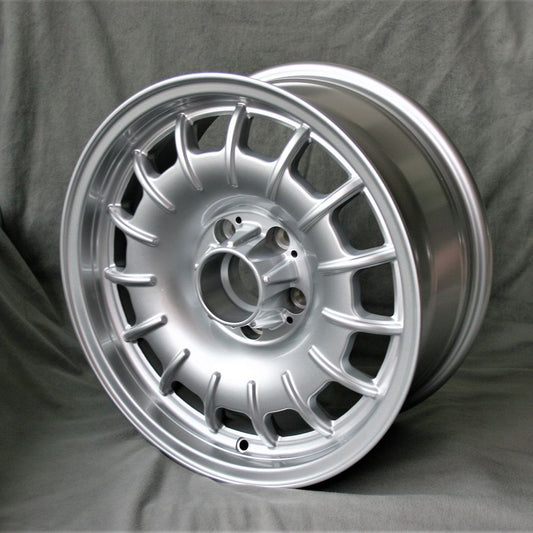 Maxilite Baroque/Bundt 16x7” 5x112 PCD ET+11 Silver Alloy Wheel