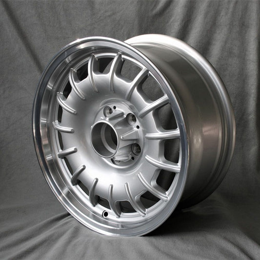 Maxilite Baroque/Bundt 16x7” 5x112 PCD ET+23 Silver/D-Cut Alloy Wheel