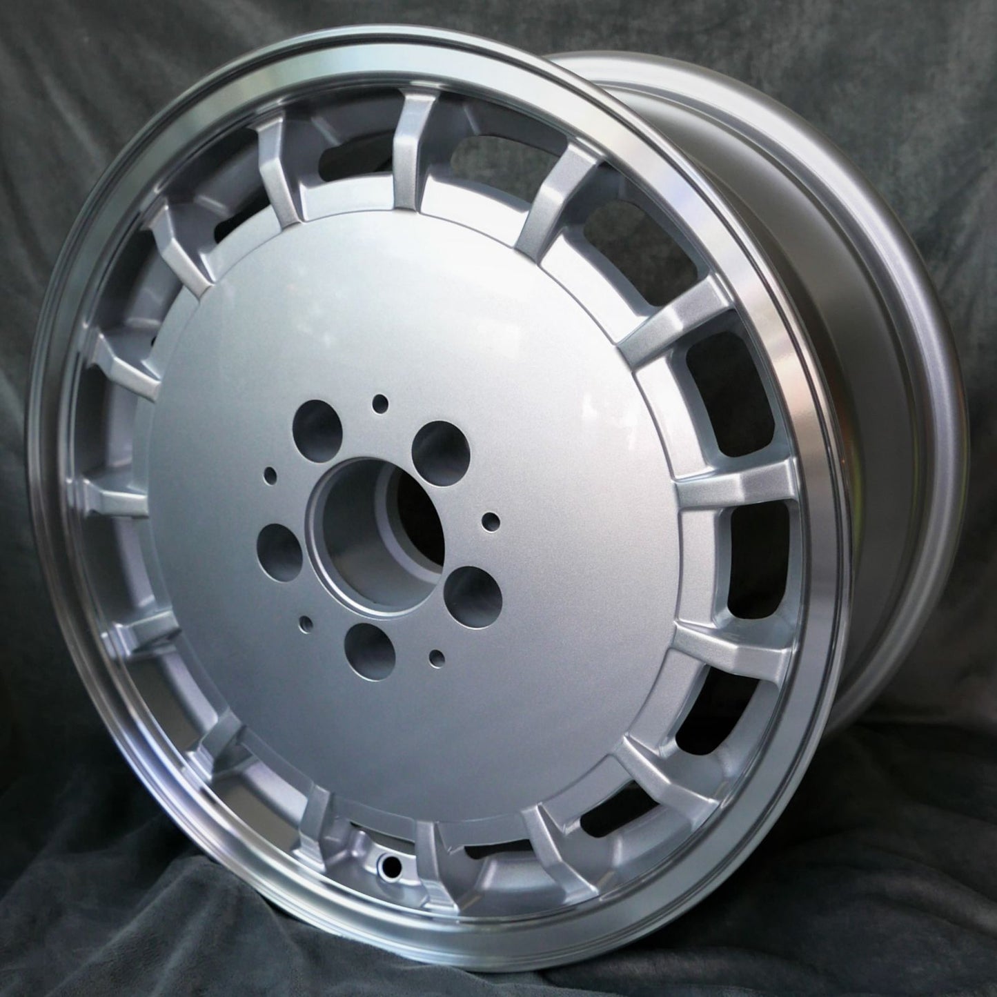 Mercedes Gulli Style 16x8" Silver/D-Cut Alloy Wheel (5x112 PCD) (ET+11)