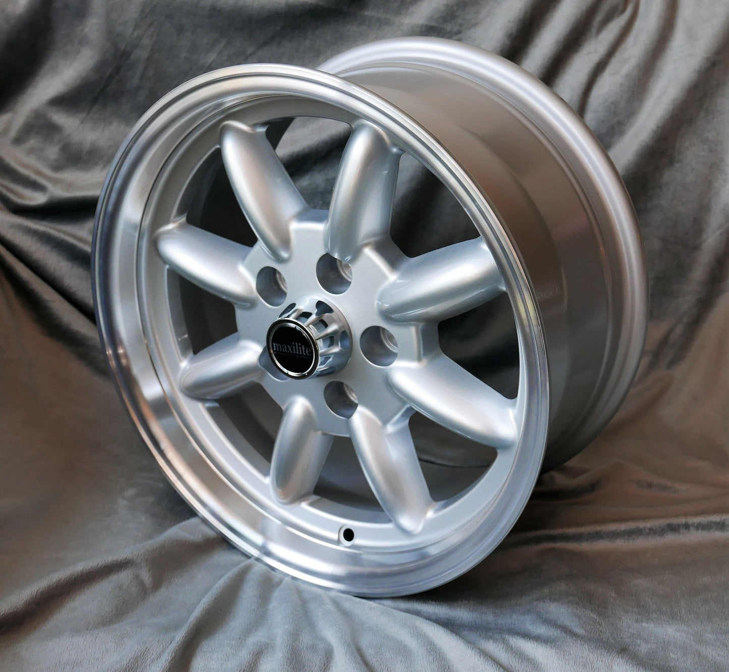 Volvo Minilite Style 15x7" Silver/D-Cut Alloy Wheel (5x108 PCD) (ET+20)