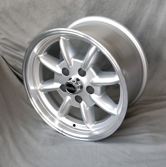 Maxilite Minilite 15x8" 5x114.3 PCD ET+0 Silver/D-Cut Alloy Wheel