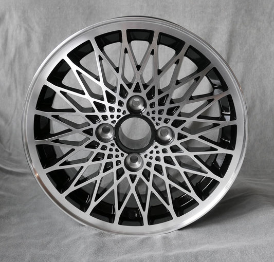 Maxilite Porsche 924 Turbo Style 15x6" 4x108 PCD ET+20 Black/D-Cut Alloy Wheel