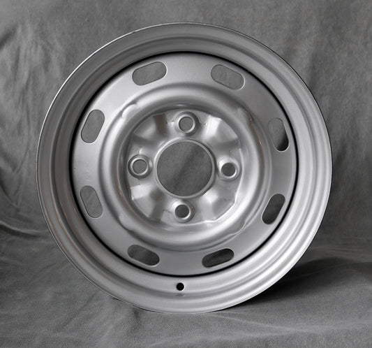 Maxilite OEM Steel 15x5.5" 4x130 PCD ET+34 Silver VW/Porsche Wheel